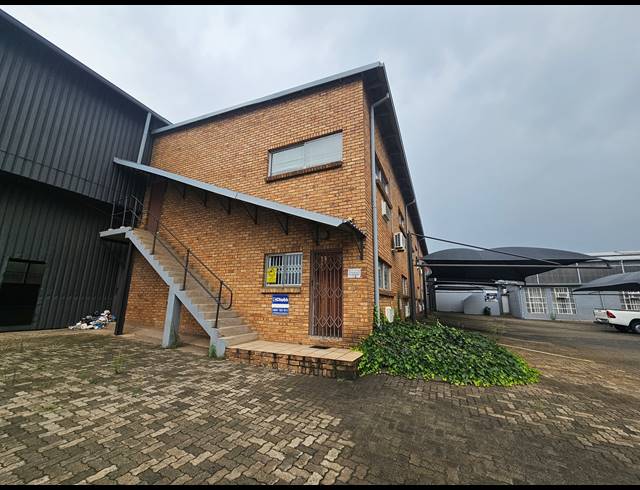 14,150M² WAREHOUSE TO LET IN TUNNEY